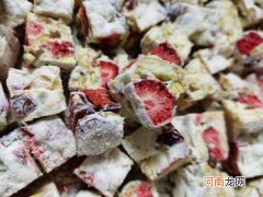 自制雪花酥的做法详细过程 雪花酥的制作方法及材料比例