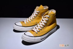 帆布鞋清洗小技巧 帆布鞋怎么洗不掉色