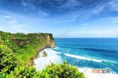 跟团去巴厘岛2个人带多少钱 去巴厘岛多少钱