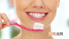 刷牙勤快还是长黑色牙菌斑是什么原因