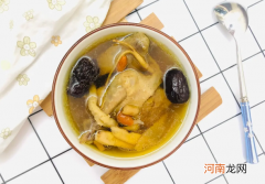 鸽子和什么一起炖汤最有营养