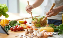 严格过午不食2个月瘦了真的假的