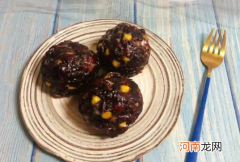 粘豆包用微波炉热多少度多少分钟比较好