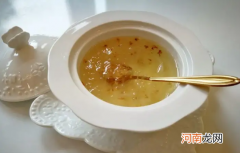 燕窝炖出来有点鸡蛋味正常吗