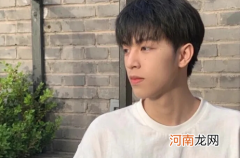 老公联系前任我应该怎么处理