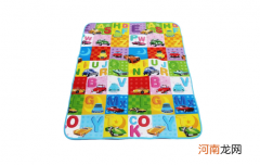 爬行垫是折叠的好还是卷筒的好用