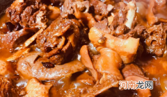 铁锅炖大鹅是哪里的特色菜