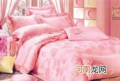 床上用品床垫枕头床单 使用多久需要换新的