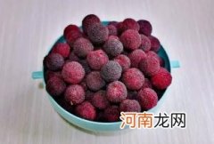 杨梅核打碎了可以吃吗