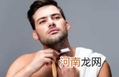 刮胡子要顺着刮还是逆着刮