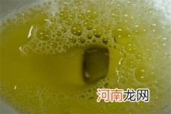 尿起泡沫是什么原因，盘点五个常见的诱因