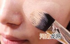 上散粉后出现卡粉浮粉怎么挽救