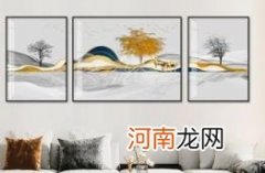 客厅挂画距离天花板多高合适