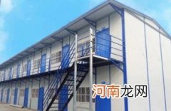 活动板房里特别潮湿怎么办