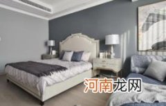 灰色墙面怎么装饰好看