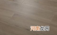 夏天地板鼓起来冬天能回去吗