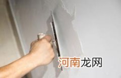 墙固用在腻子的上面可以吗