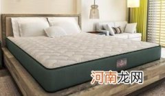 床垫底部发霉了上面没事怎么解决
