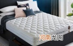 床垫膜撕掉后有酸酸的味道是甲醛吗