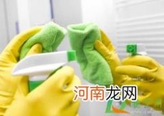 镜子有油怎么擦干净