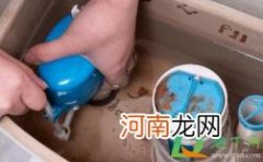 马桶水箱配件是统一的吗