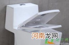 马桶应该坐哪一层