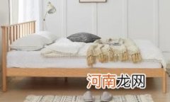 密度板的床用了10年还有味道是甲醛吗