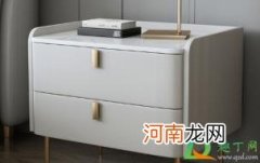 床头柜高度一般多少合适