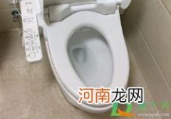 如何更换马桶盖阻尼缓冲器