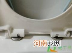 换马桶盖膨胀螺丝图解