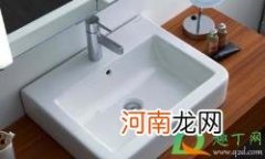 洗脸池脏了用什么清洗