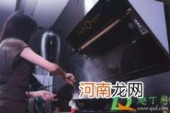 楼上油烟倒灌楼下怎么办