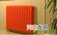 暖气片小眼漏水怎么先让水停下来