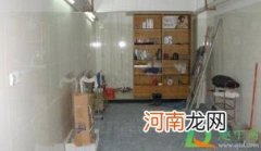 一楼潮湿贴墙布好吗