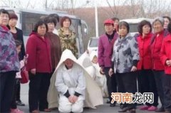 老年人去逝儿女怎样做