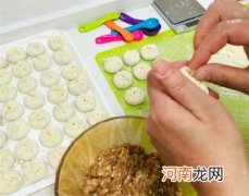 美味的小笼包制作方法和步骤