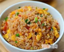 蛋炒饭简单，但想炒得好看又好吃这几点很重要