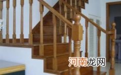 不当爬楼梯危险系数高