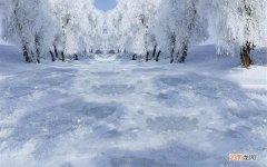 维生素C乳可以擦脸吗 维c可以直接涂在脸上吗