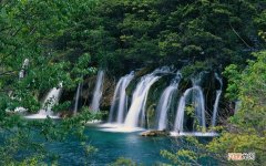 喉咙痛怎么办 有什么土方法治喉咙痛