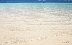 第四个脚趾盖边上有一块发黑不随脚趾甲往外长怎么回事 脚趾坏死变黑长出新