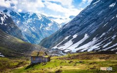 情人节表白的话送戒指怎么样 还没表白情人节送什么